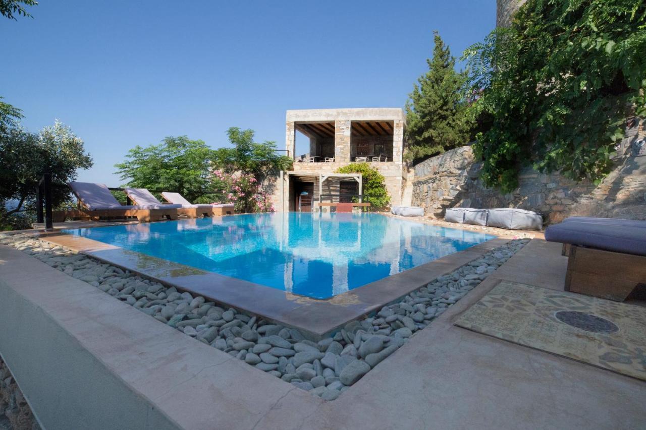 Pyrgos Traditional Village Ágios Kírykos Exteriör bild