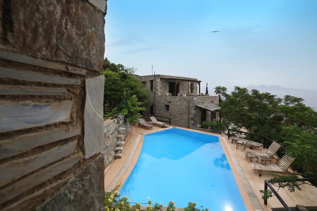 Pyrgos Traditional Village Ágios Kírykos Exteriör bild