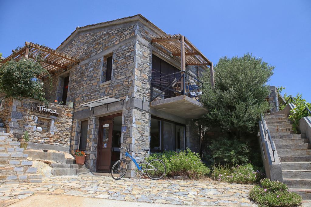 Pyrgos Traditional Village Ágios Kírykos Exteriör bild