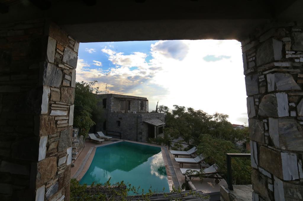 Pyrgos Traditional Village Ágios Kírykos Exteriör bild